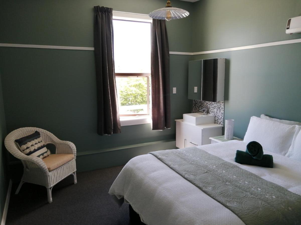 The Duke Hostel เกรย์เมาท์ ภายนอก รูปภาพ A room at the hotel